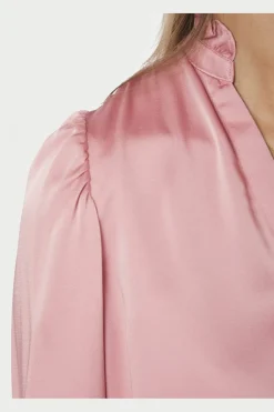 Nndelsie Drapy Sateen Blouse 167479