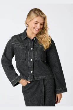 Nnemilia D Jacket