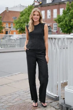 Nnemmett Boucle Pants 166902