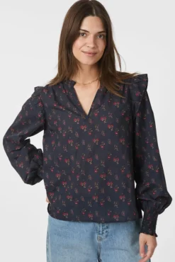 Nnfilja Fine Print Blouse 166551