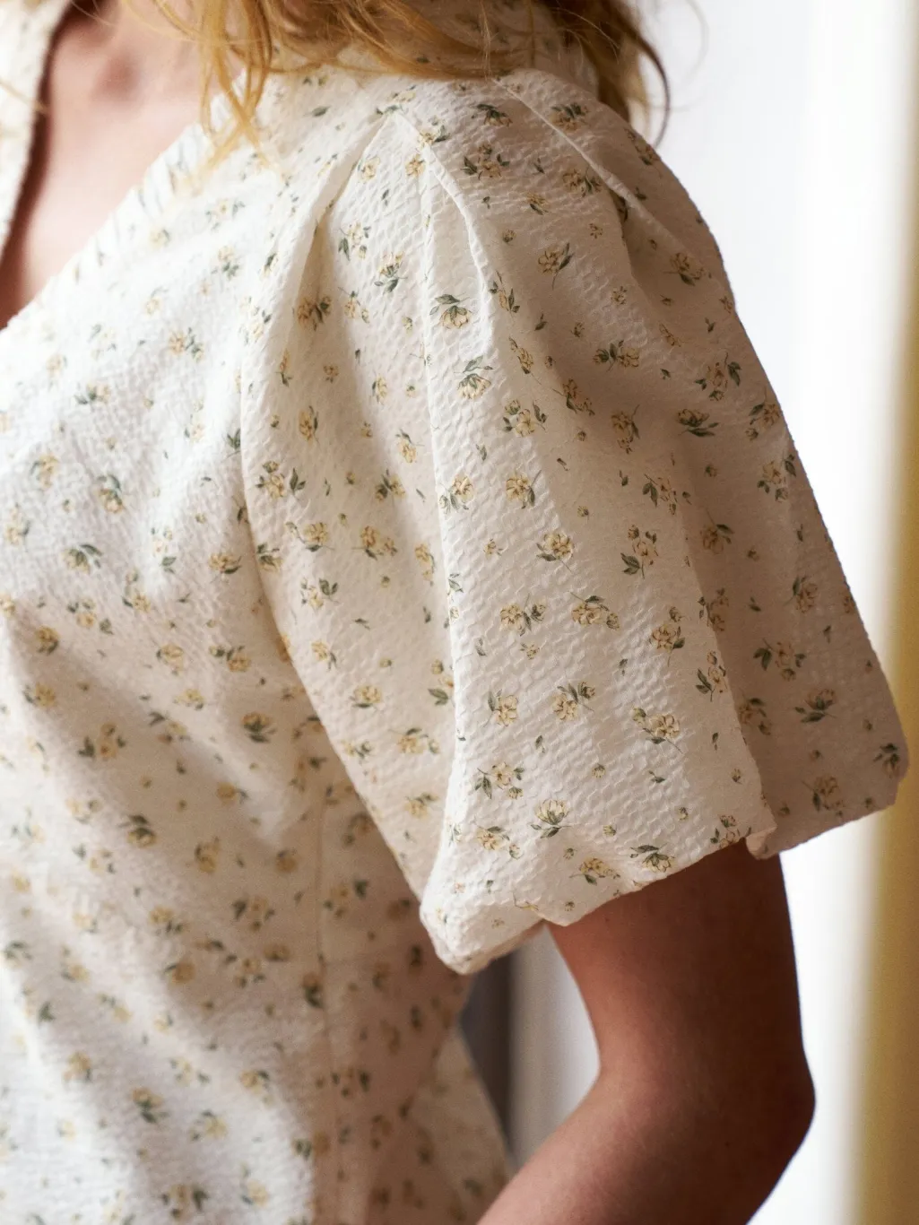 Nnirina Small Rose Flower Blouse 169258