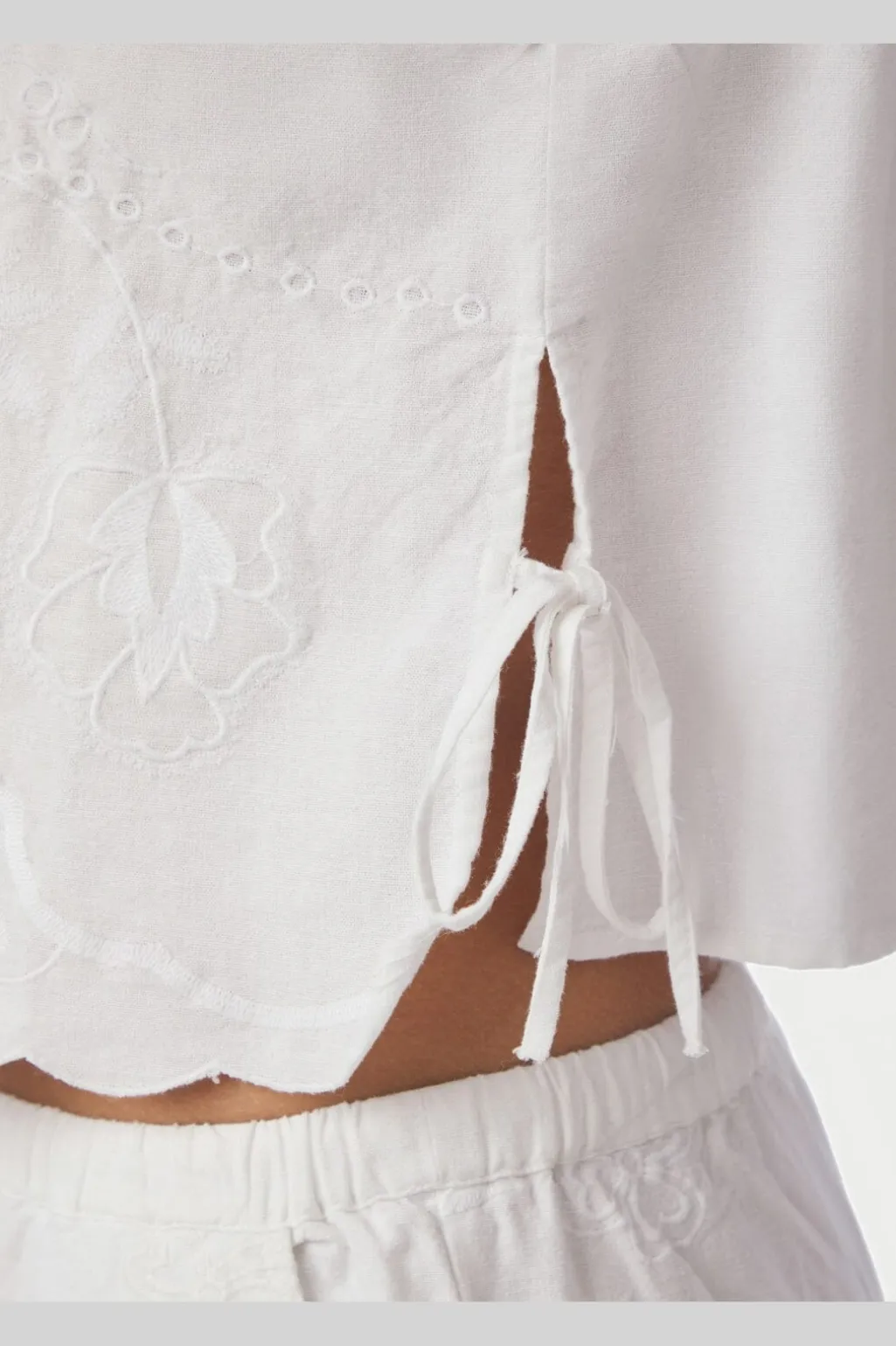 Nnkaelin Embroidery Top 169113