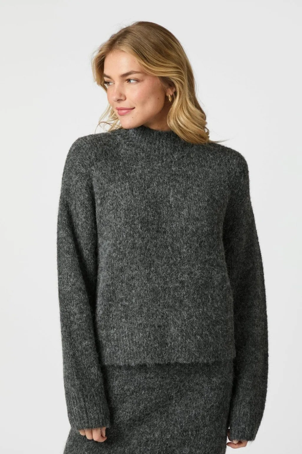 Nnpaulina Fluffy Knit Blouse 164729