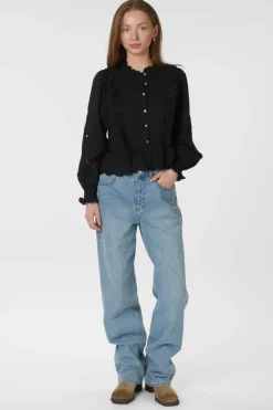 Nnpetrine Embroidery Blouse 161136