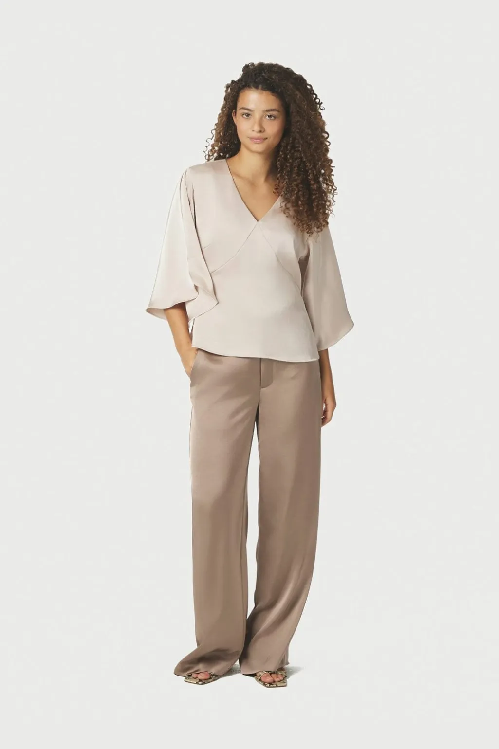 Nnremana Heavy Sateen Blouse 168002