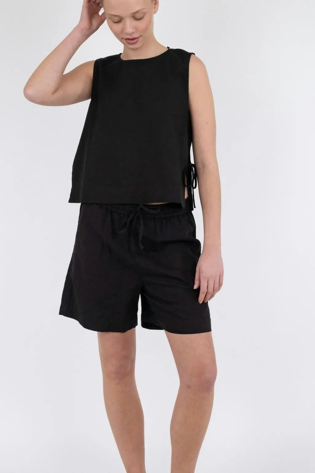 Nnsvetlana Linen Top