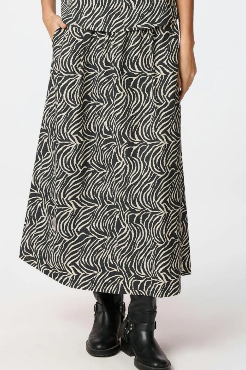 Nnyara Zebra Long Skirt 164709