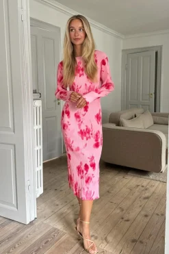 Odaic Dress