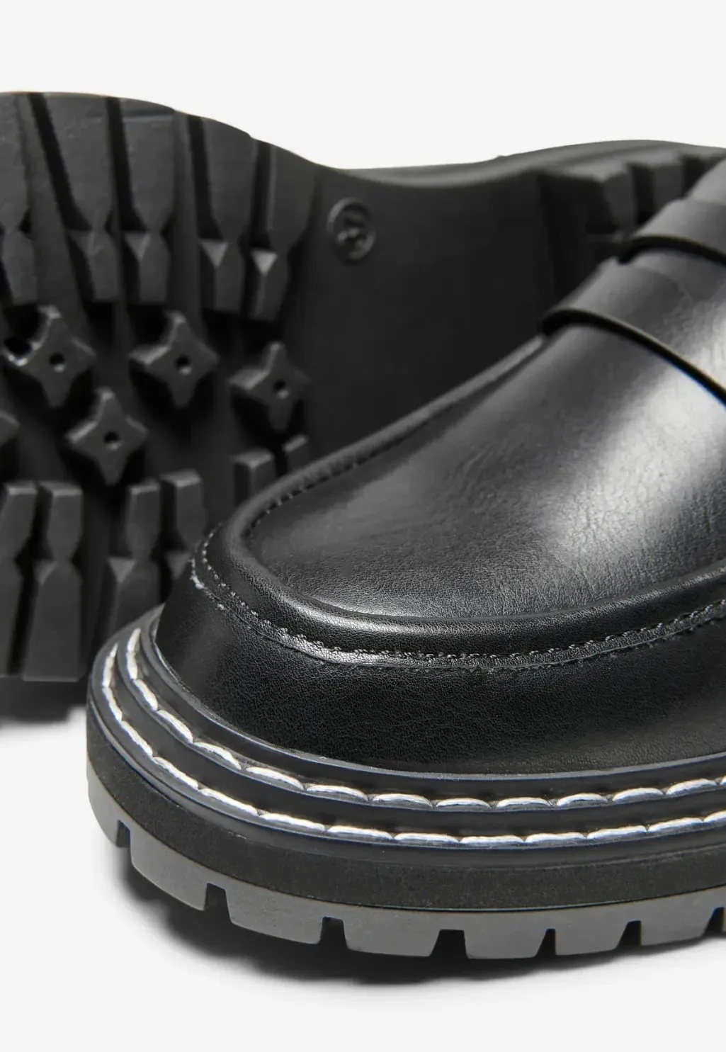 Onlbeth-3 Pu Loafer