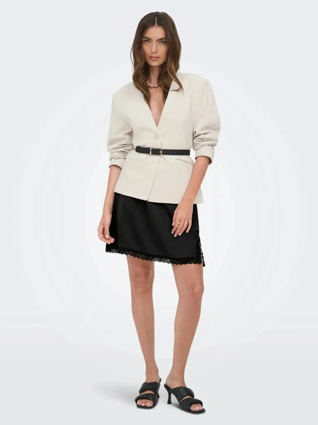 Onlmenus Lace Satin Short Skirt