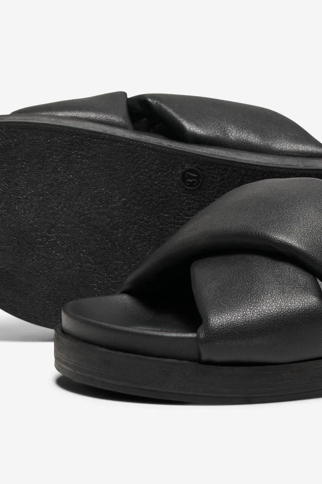 Onlminnie-12 Cross Strap Sandal