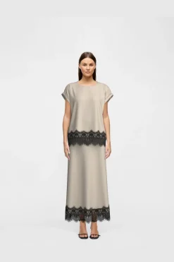 Viellette S/S Full Satin Lace Top
