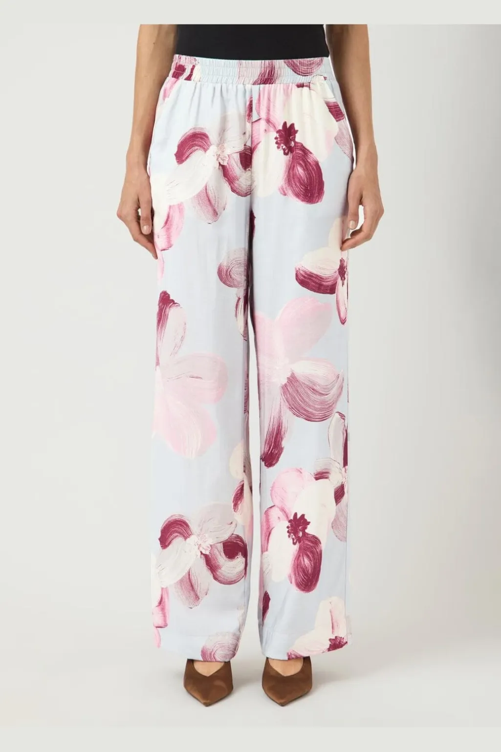 Yasmarga Pant